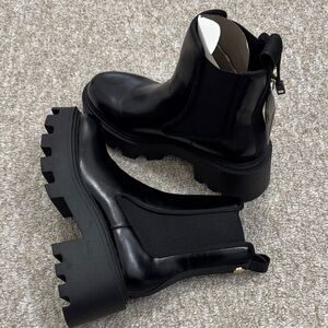 Zara Black Chunky Lug Chelsea Ankle Boots